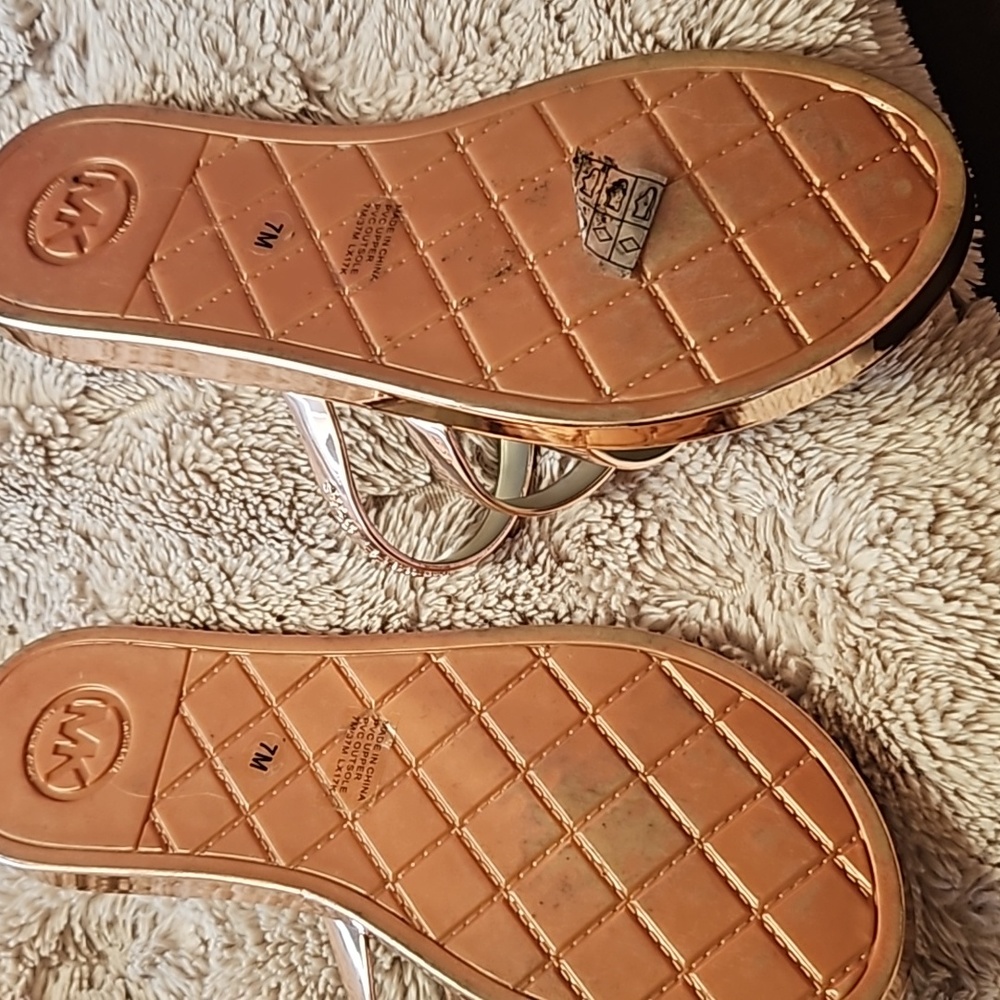Michael kors rose gold sandals. Size 7 - Picture 2 of 2